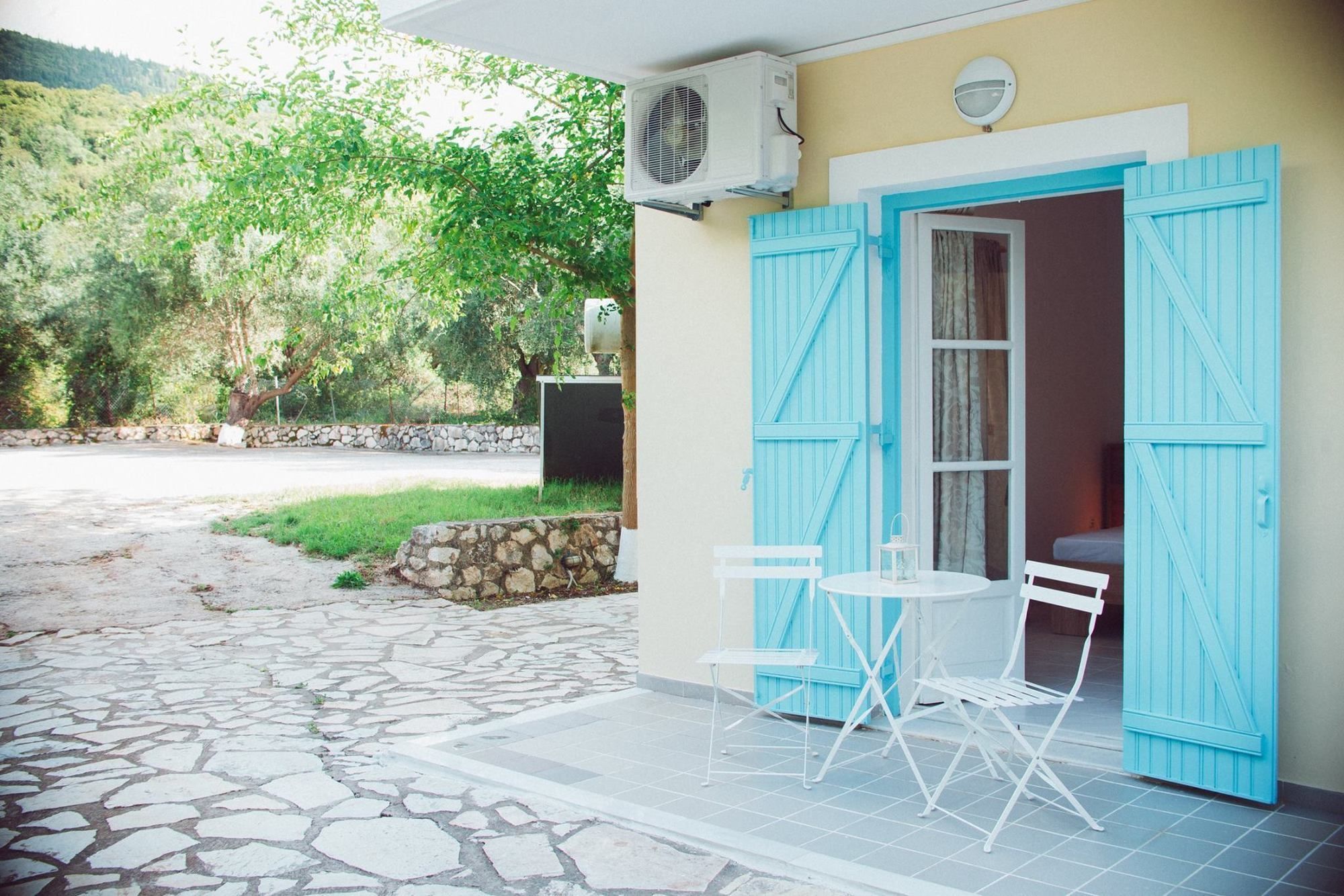 Nerina Studios Áyios Nikítas Exteriör bild